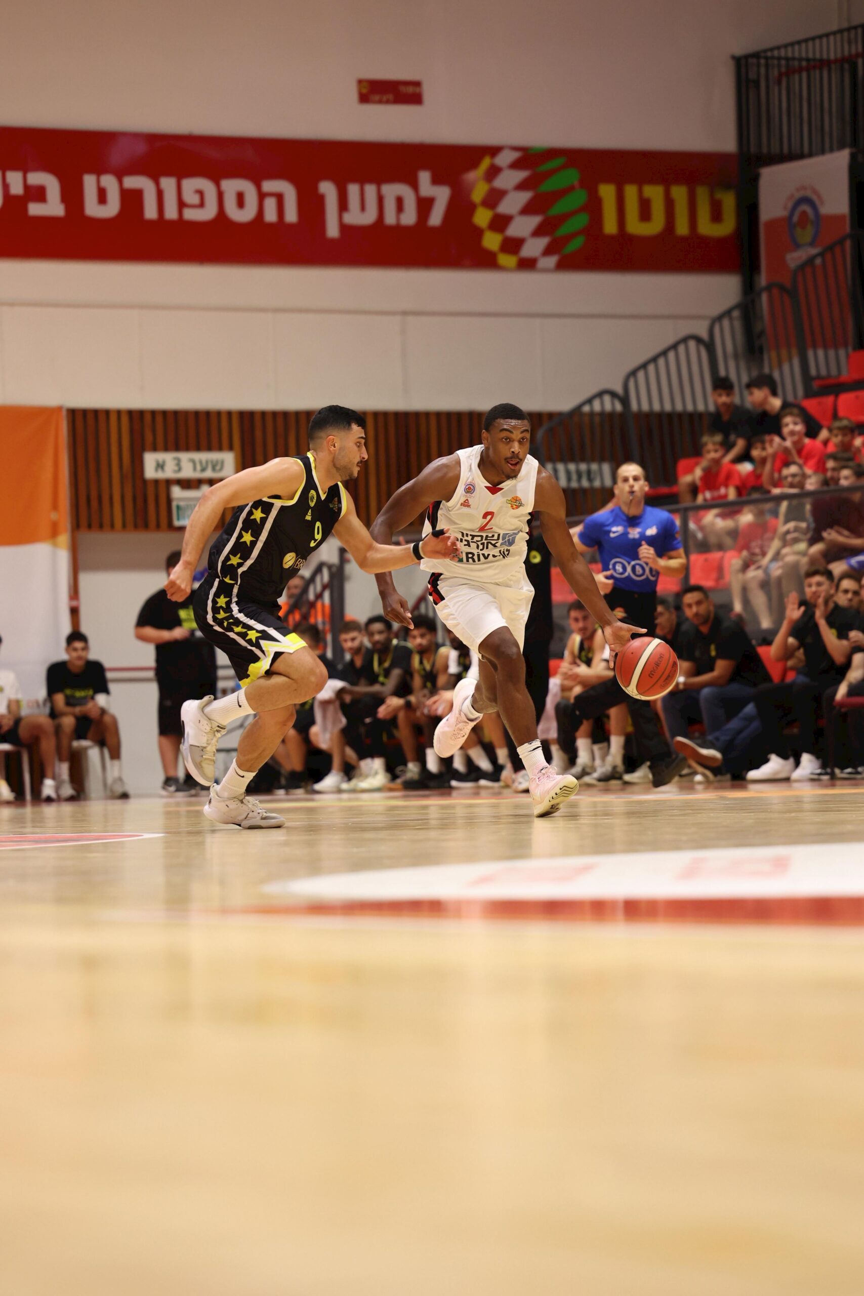 גיילן בלייקס